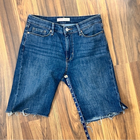Signature by Levi Strauss Mid Rise Bermuda Stretch Jean Shorts – Size 28 - Picture 12 of 15